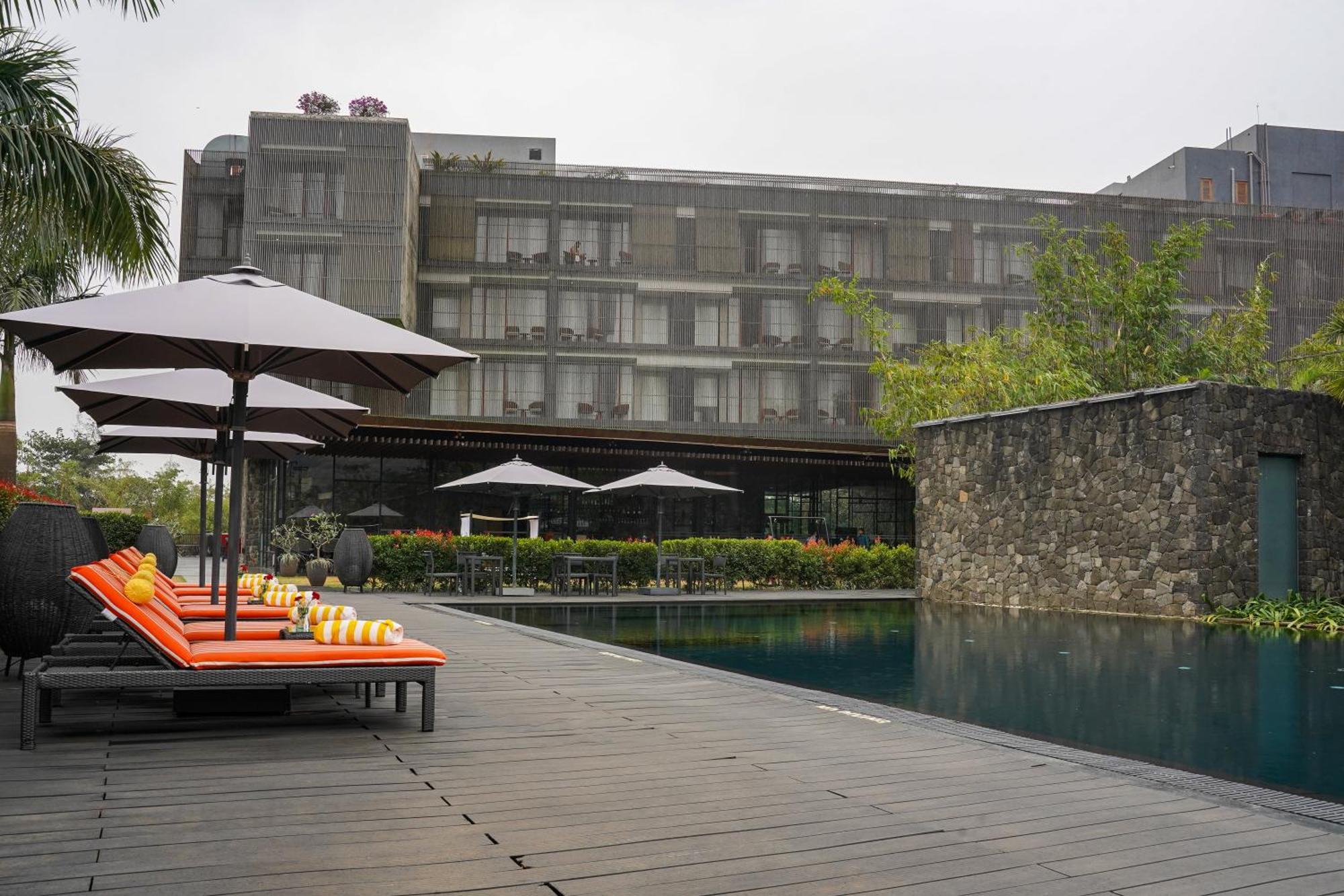 Radisson Resort And Spa לונבלה מראה חיצוני תמונה The Park, Hyderabad