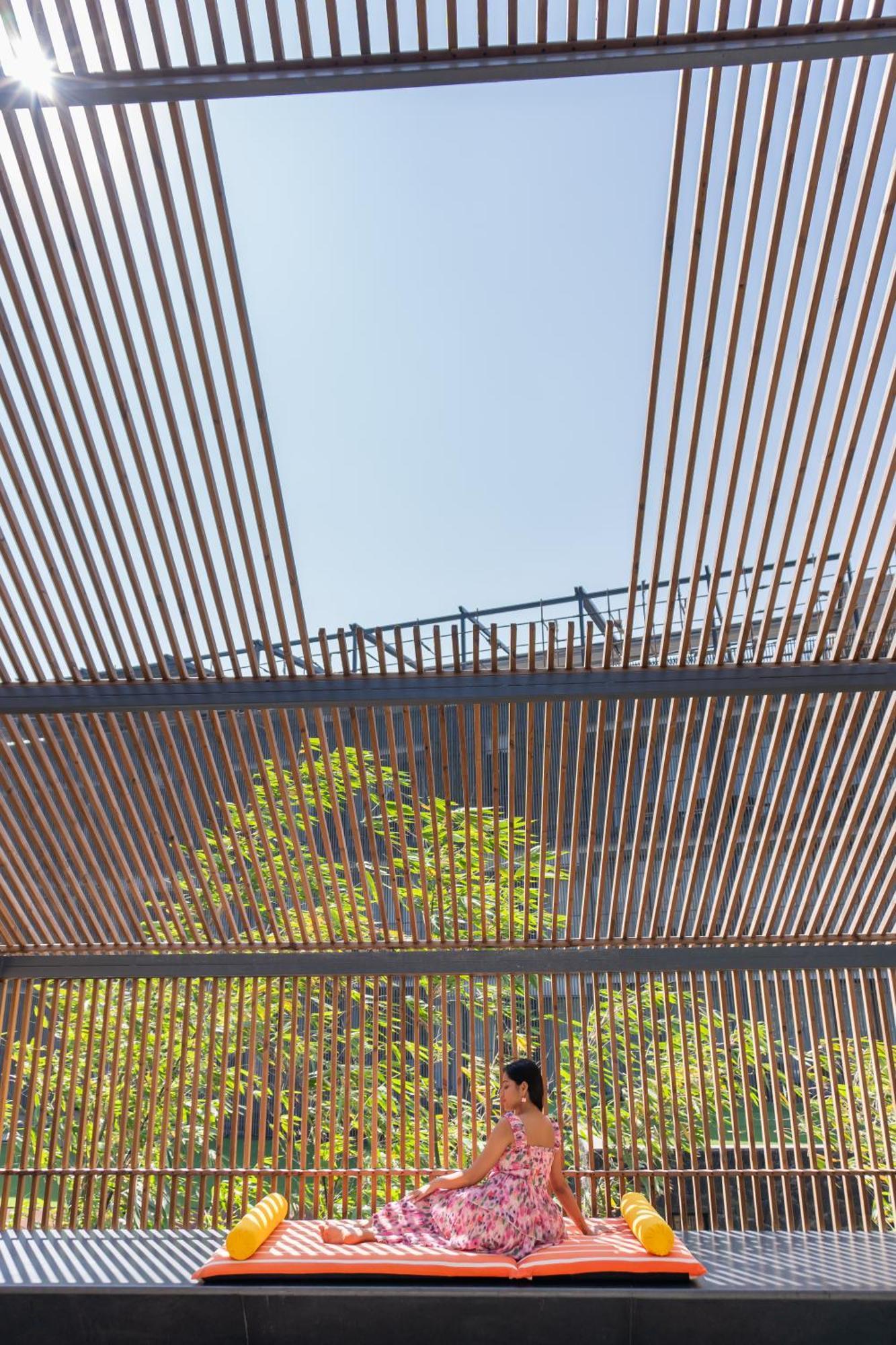 Radisson Resort And Spa לונבלה מראה חיצוני תמונה The roof of the building